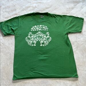 Star Wars Women’s Stormtrooper Green and White Short Sleeve T Shirt SZ L💚